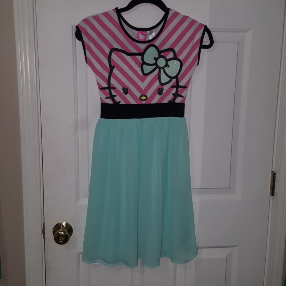 Hello Kitty dress